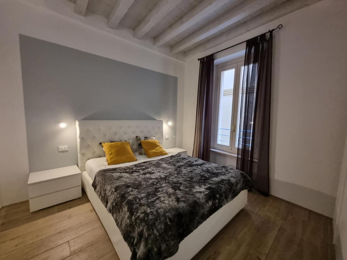 Profumo Di Lago Desenzano-By Goccia Di Lago Desenzano del Garda Buitenkant foto